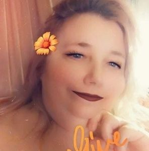 Meet your Posher, Tabitha